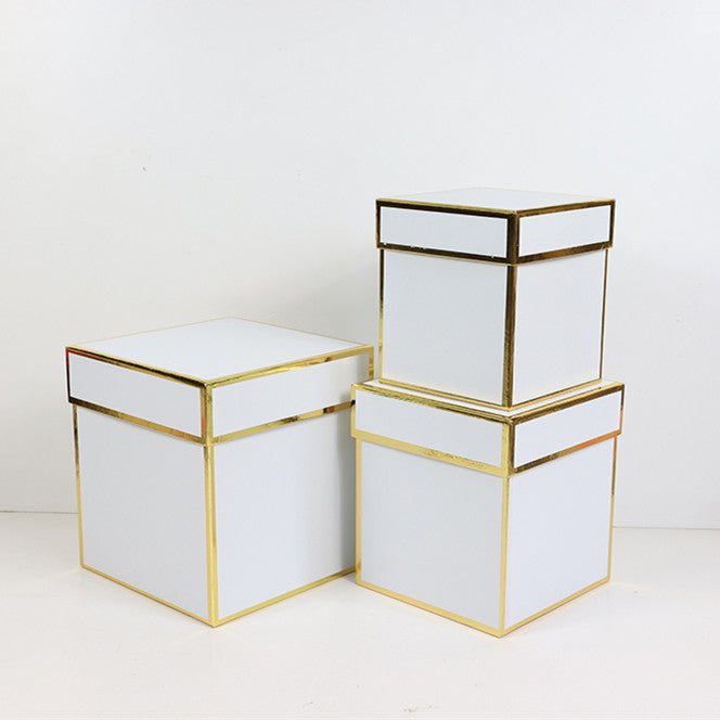 Square Lined Floral Box (WHITE)